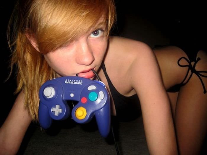 Любительницы комиксов и компьютерных игр (37 фото)