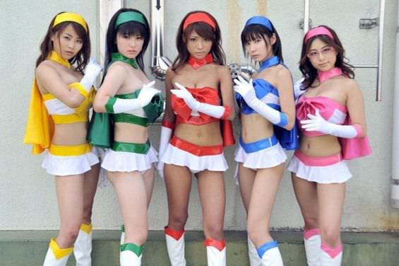 Сексуальные косплейщицы (39 фото)