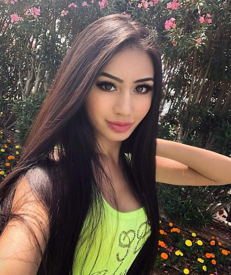 Oshpaz soatini sikdi Yaponiya metro seks video