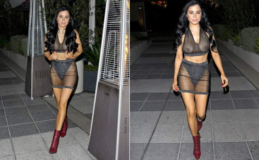 Carla Howe в очень сексуальном наряде