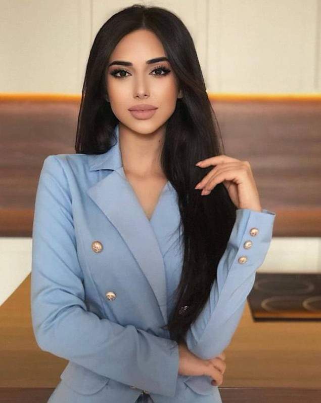 Азербайджанская красивая девушка на фото