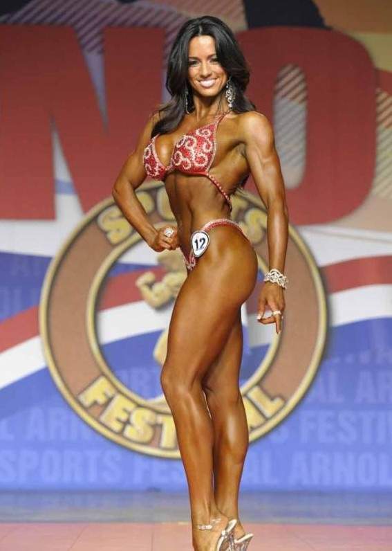 Бодибилдер әйелдердің эротикалық фотосуреттері