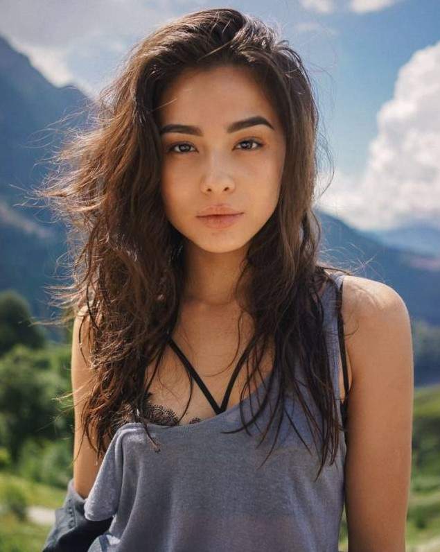 Күлкілі порно мультфильмдер: Кішкентай су перісі және Симпсондар