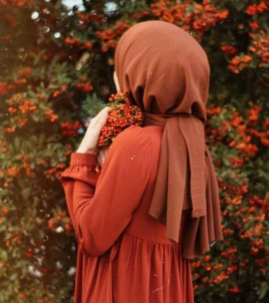 Девушка в хиджабе со спины ( 34 фото )