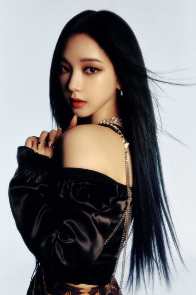 Топ айдолов девушек ( 65 фото )